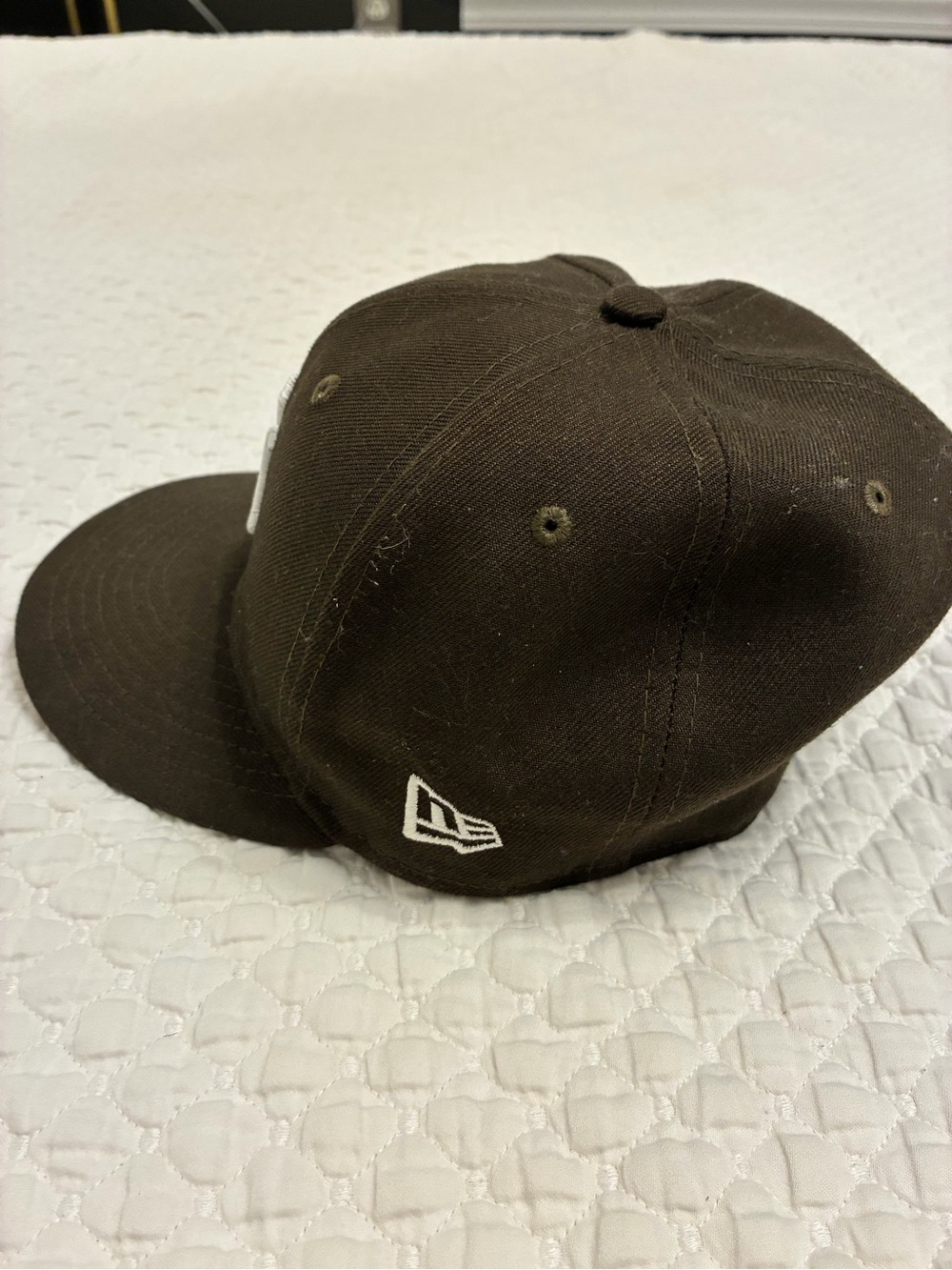 New Era Brown Fitted Cap - NY Yankees White Logo. 1996 World Series custom patch - Picture 3 of 4